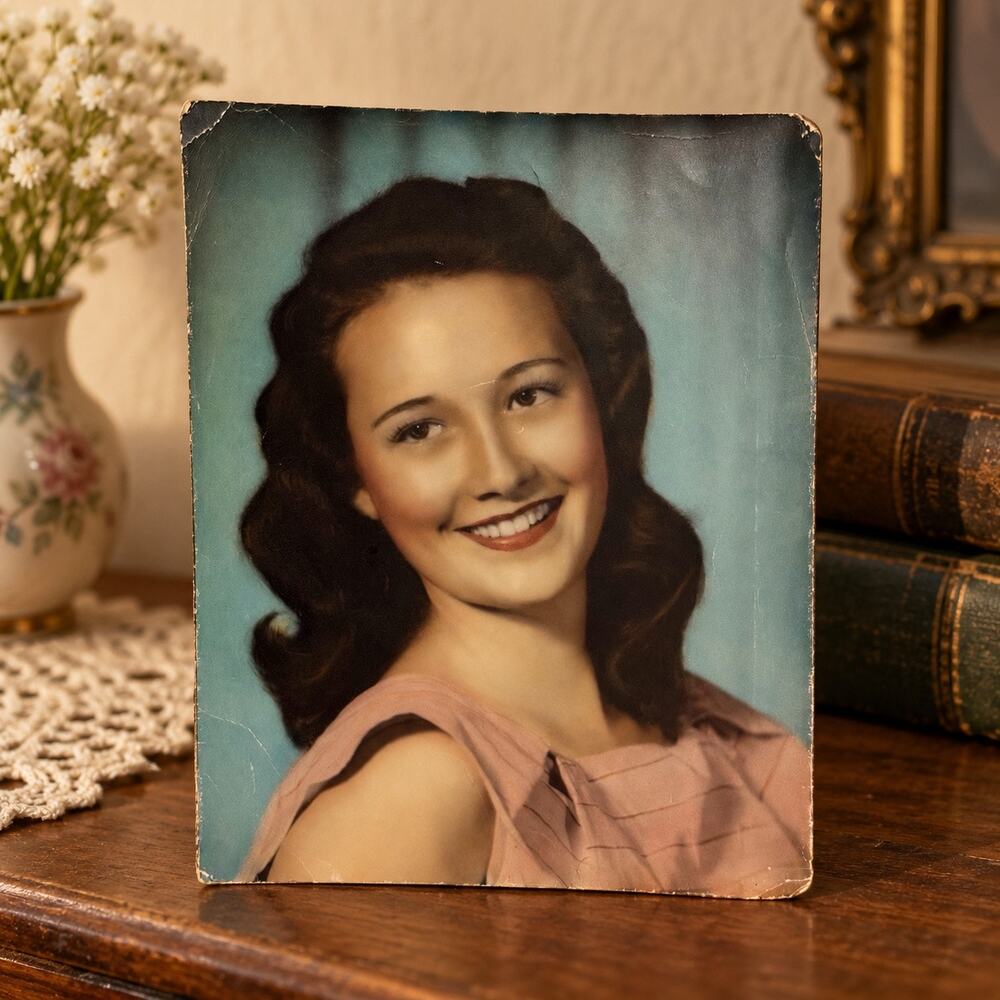 Vintage 1940s Hand Tinted Woman Portrait Photograph 8x10 Dublin Texas Glamour